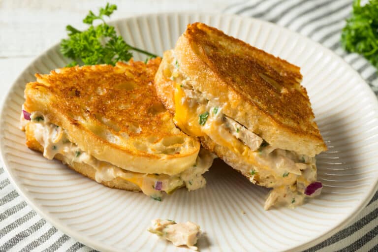TUNA MELT