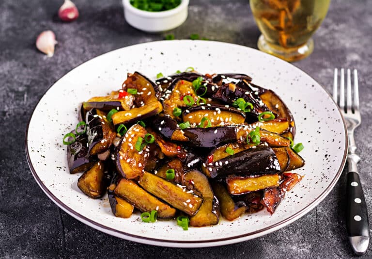 EGGPLANT STIR-FRY