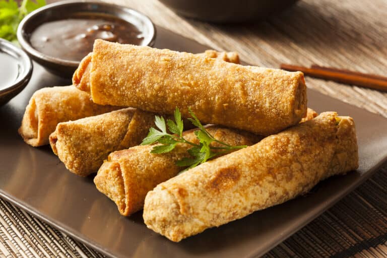 VEGETABLE EGG ROLL