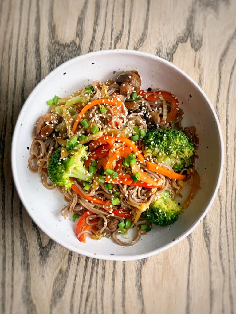 Quick Noodle-Veggie Bowls