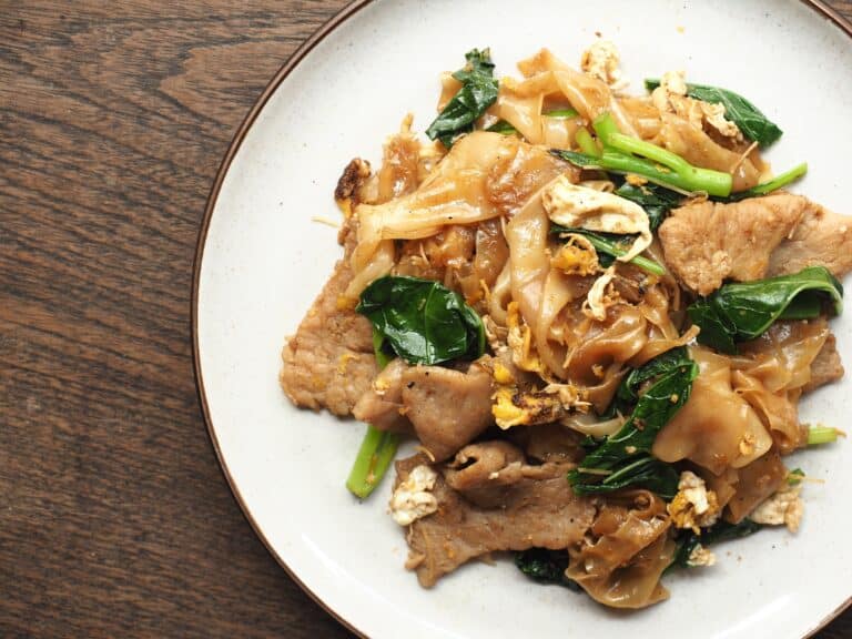 AUTHENTIC THAI PAD SEE EW