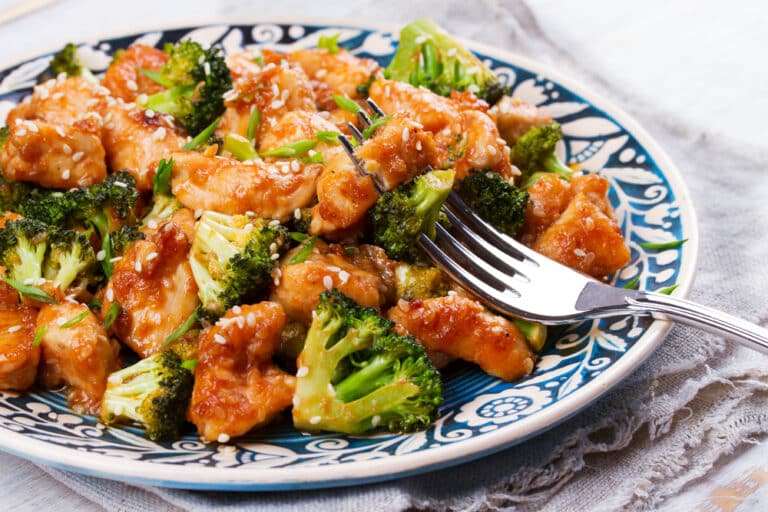 Sesame Chicken with Broccoli